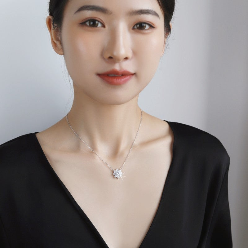 S925 Silver Sunflower Pendant Necklace - 18K Plated Clavicle Chain with Moissanite, Luxury Fashion Jewelry