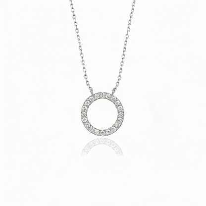 1️⃣ 主视觉图-银色(带倒影)