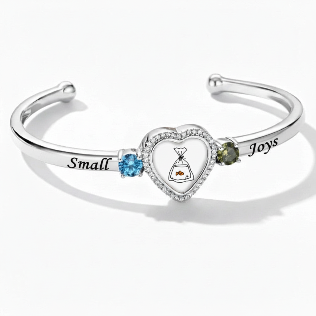 Delicate Heart Locket Bangle — Adjustable Fit, Timeless Sparkle B3011