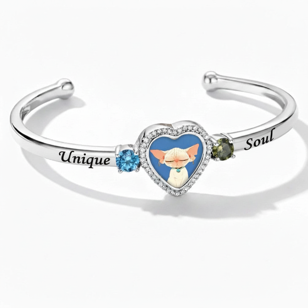 Delicate Heart Locket Bangle — Adjustable Fit, Timeless Sparkle B3011