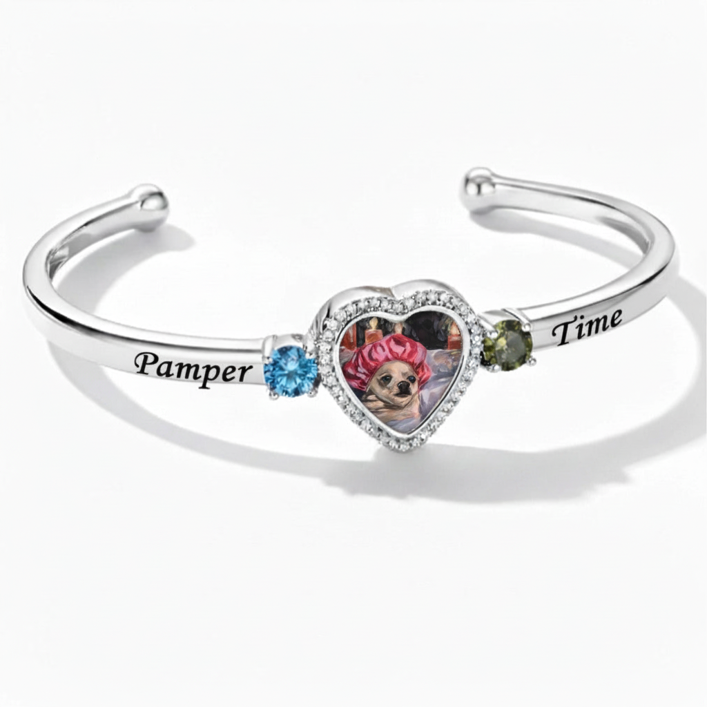 Delicate Heart Locket Bangle — Adjustable Fit, Timeless Sparkle B3012