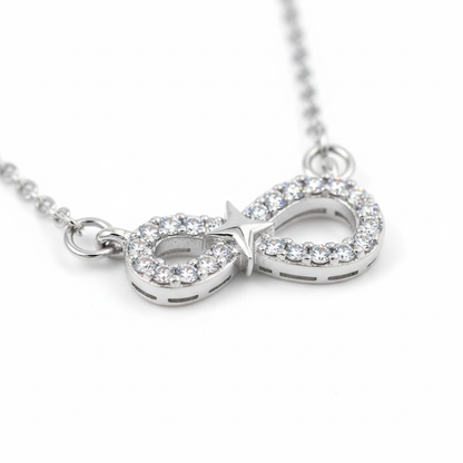 4. 细节近景图 - 水晶与金属质感（重新生成）