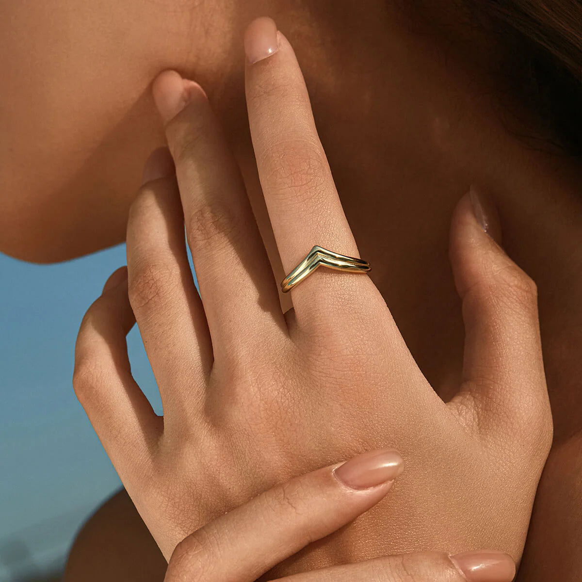 Ricady Jewel Geometric V-Shaped Sterling Silver Minimalist Band Ring