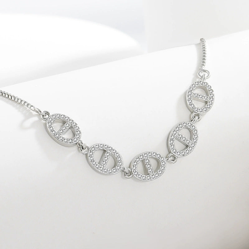 Luxury Oval Pig Nose Diamond Bracelet for Women - Minimalist & Versatile Fashion Jewelry