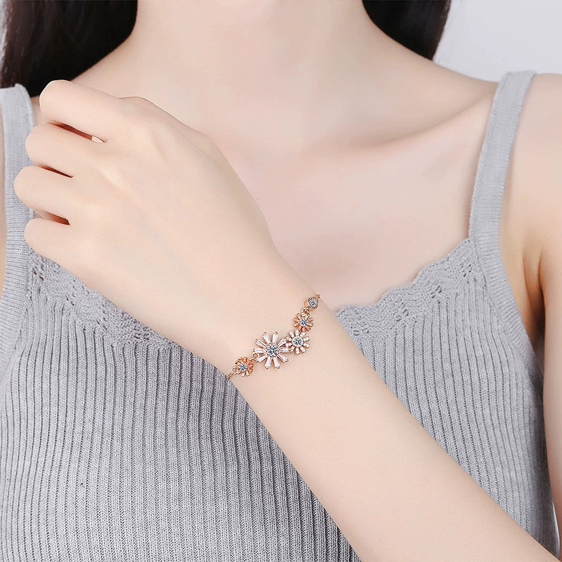 Clover Chain Bracelet in Sterling Silver for Women — Everyday Luck