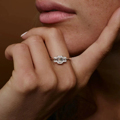 Ricady Jewel – Elegant Faceted Cubic Zirconia Promise Ring for Women, Minimalist Sparkle Engagement Band