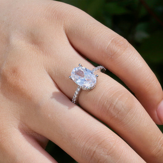 Ricady Jewel Fashionable Platinum-plated Zircon Ring, Stylish European-style Engagement Band