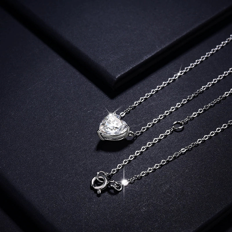Ricady Jewel S925 Silver Plated 18K Gold 3-Prong Heart-Shaped 8mm Moissanite Necklace - Diamond Tester Passed Women's Clavicle Chain