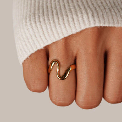 Ricady Jewel – Women's Snake Design Geometric Cuff Ring, Adjustable Open Bangle with Modern Twist