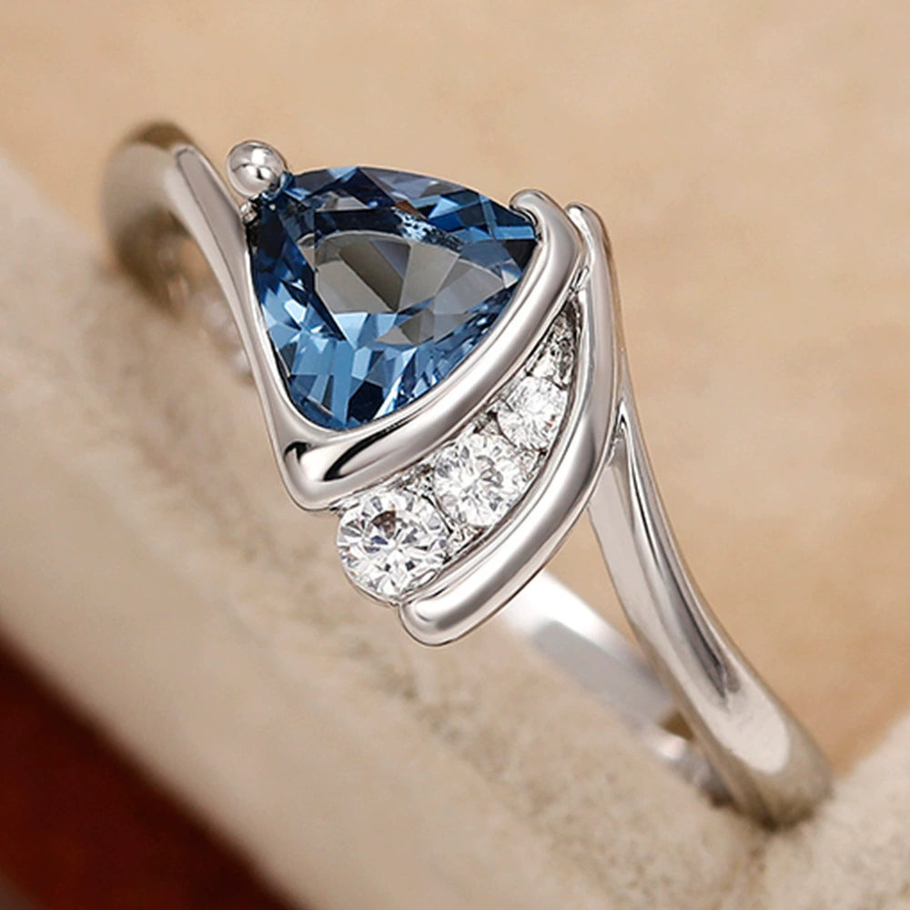 Ricady Jewel Twisted Band Ring - Women's Dark Blue Zircon Triangle Engagement Ring