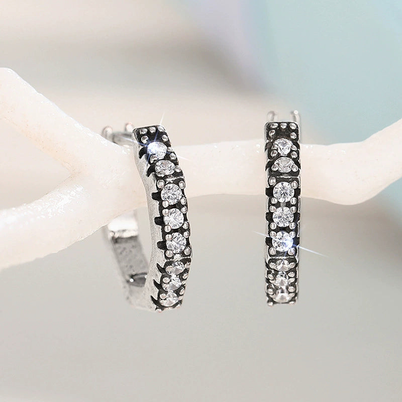 New Sweet & Edgy Hexagonal Stud Earrings for Women - Minimalist Trendy Style