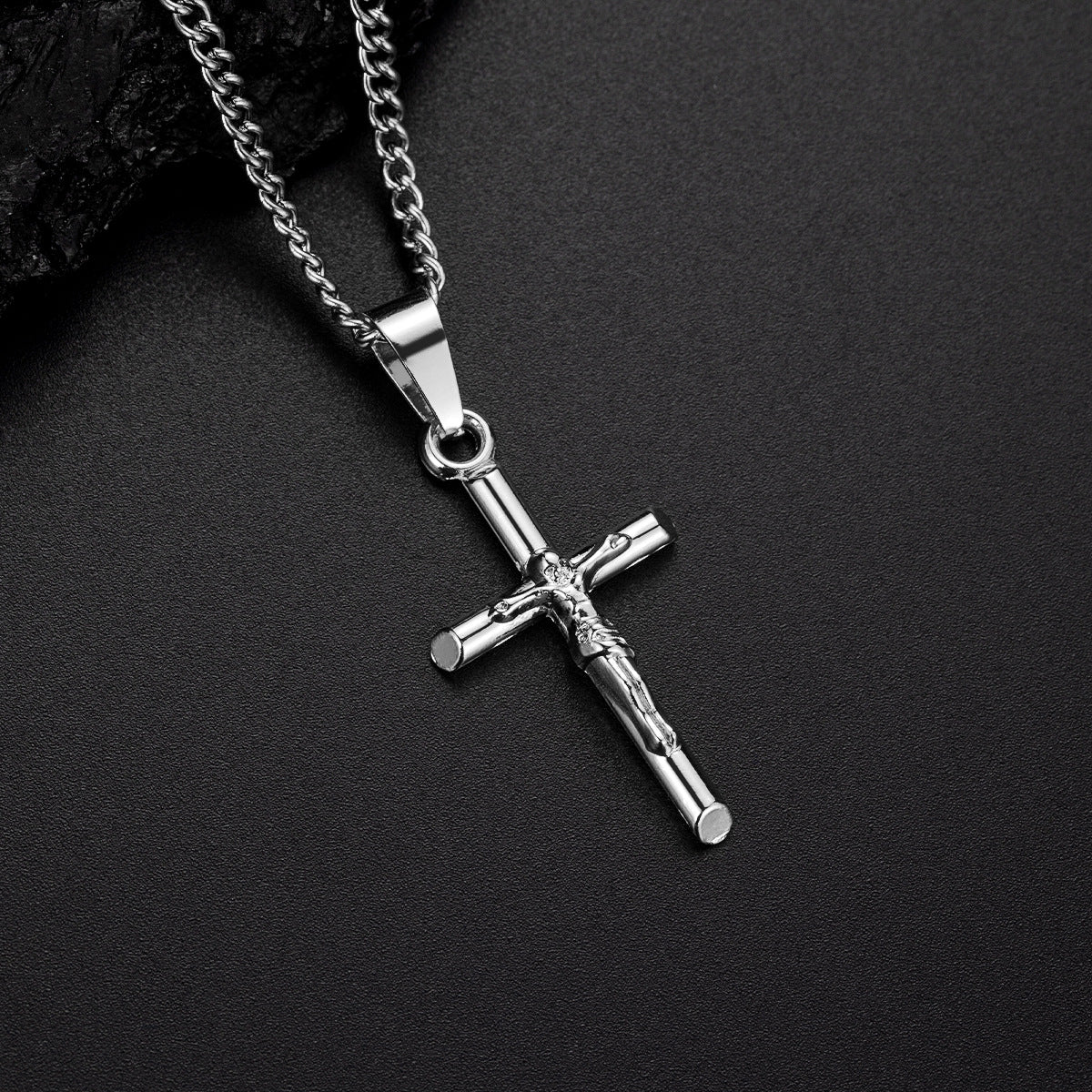 Artistic Cross Pendant Necklace in Titanium Steel - Vintage Style