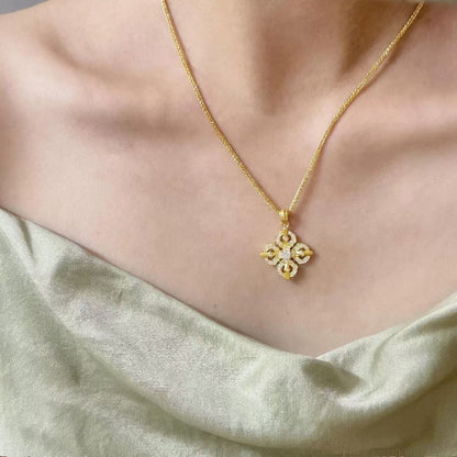 Vintage Geometric Line Pendant Necklace in 925 Sterling Silver