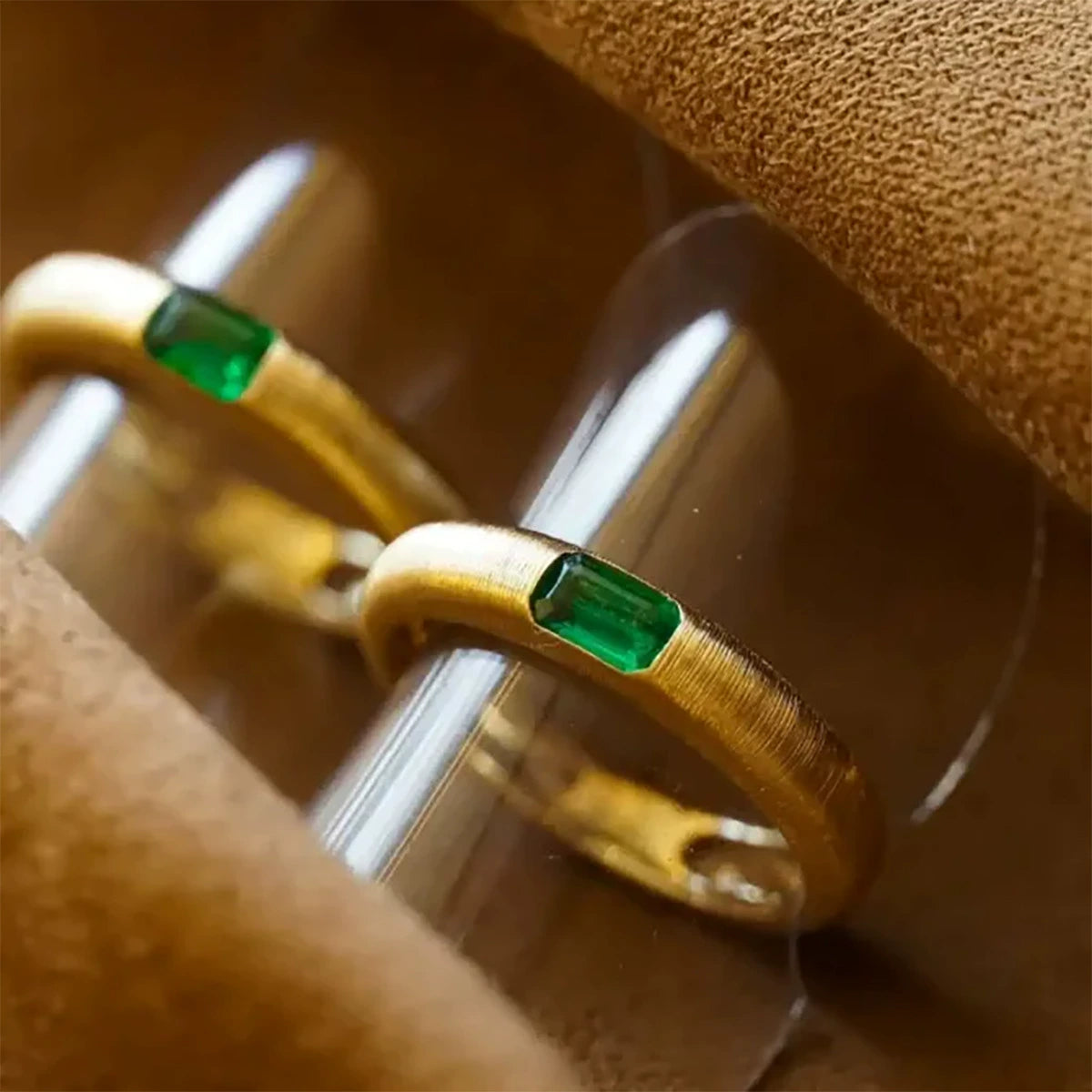 Ricady Jewel Vintage Brushed Emerald Ring for Women