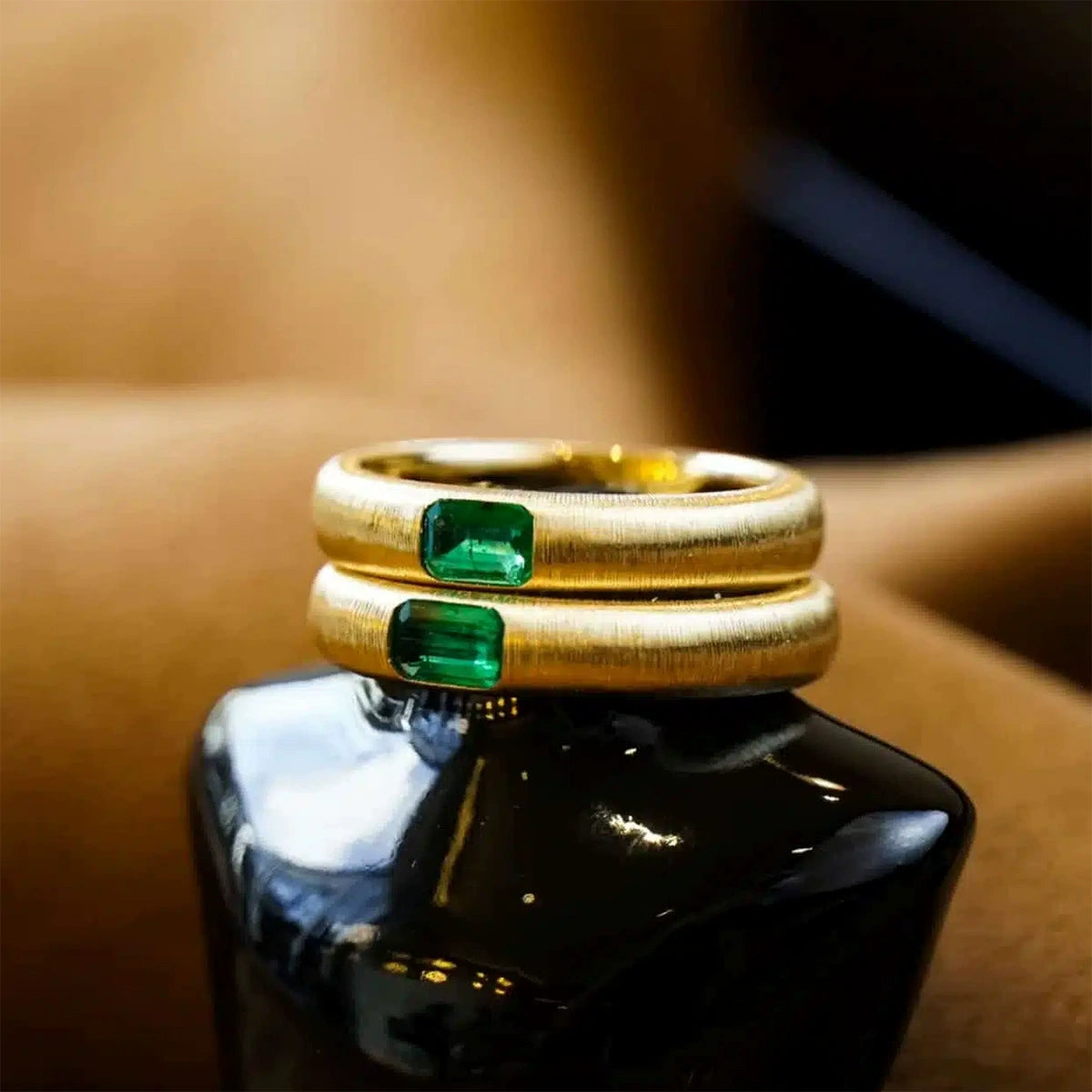 Ricady Jewel Vintage Brushed Emerald Ring for Women