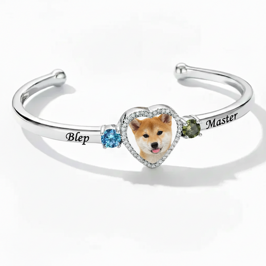 Delicate Heart Locket Bangle — Adjustable Fit, Timeless Sparkle B4007