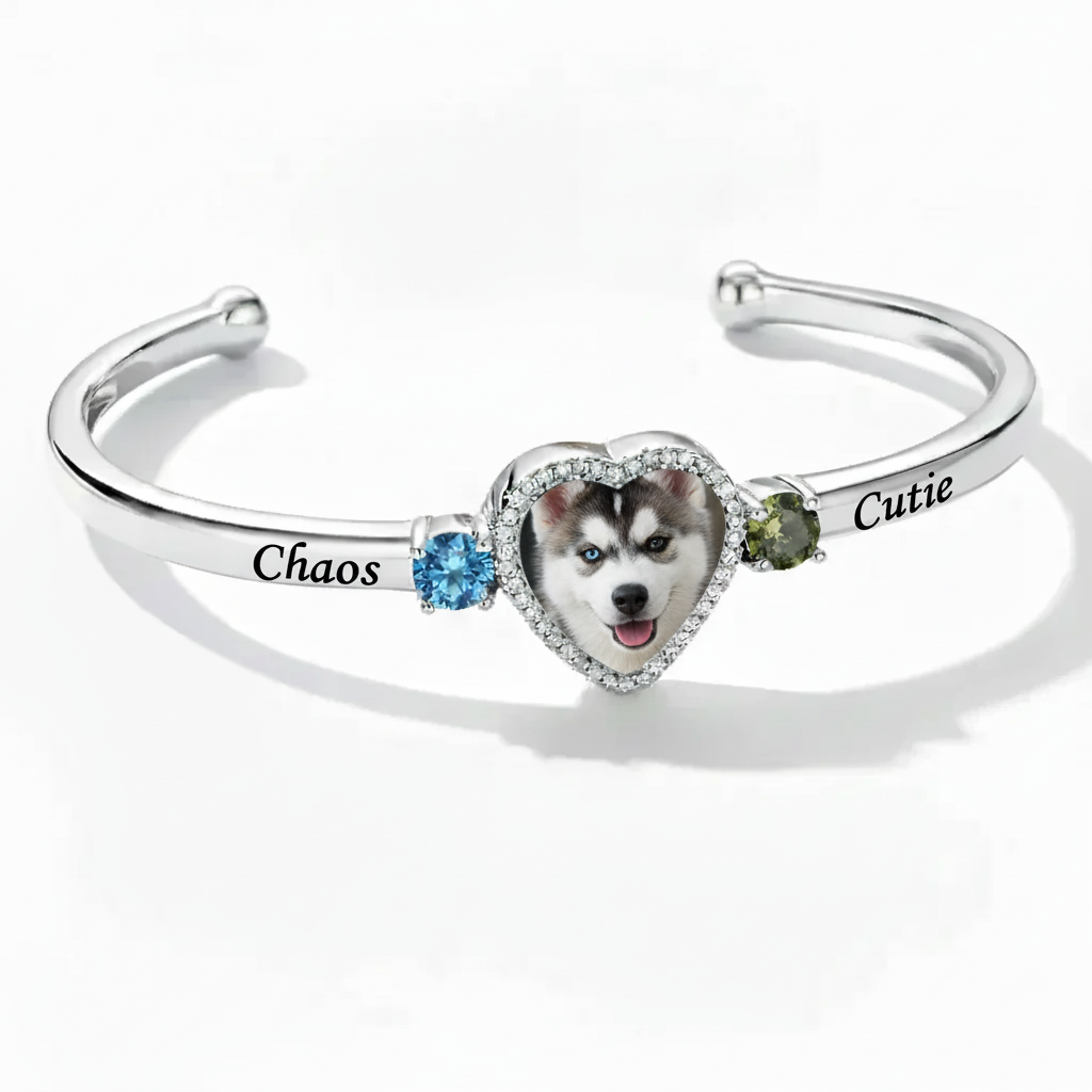 Delicate Heart Locket Bangle — Adjustable Fit, Timeless Sparkle B4007