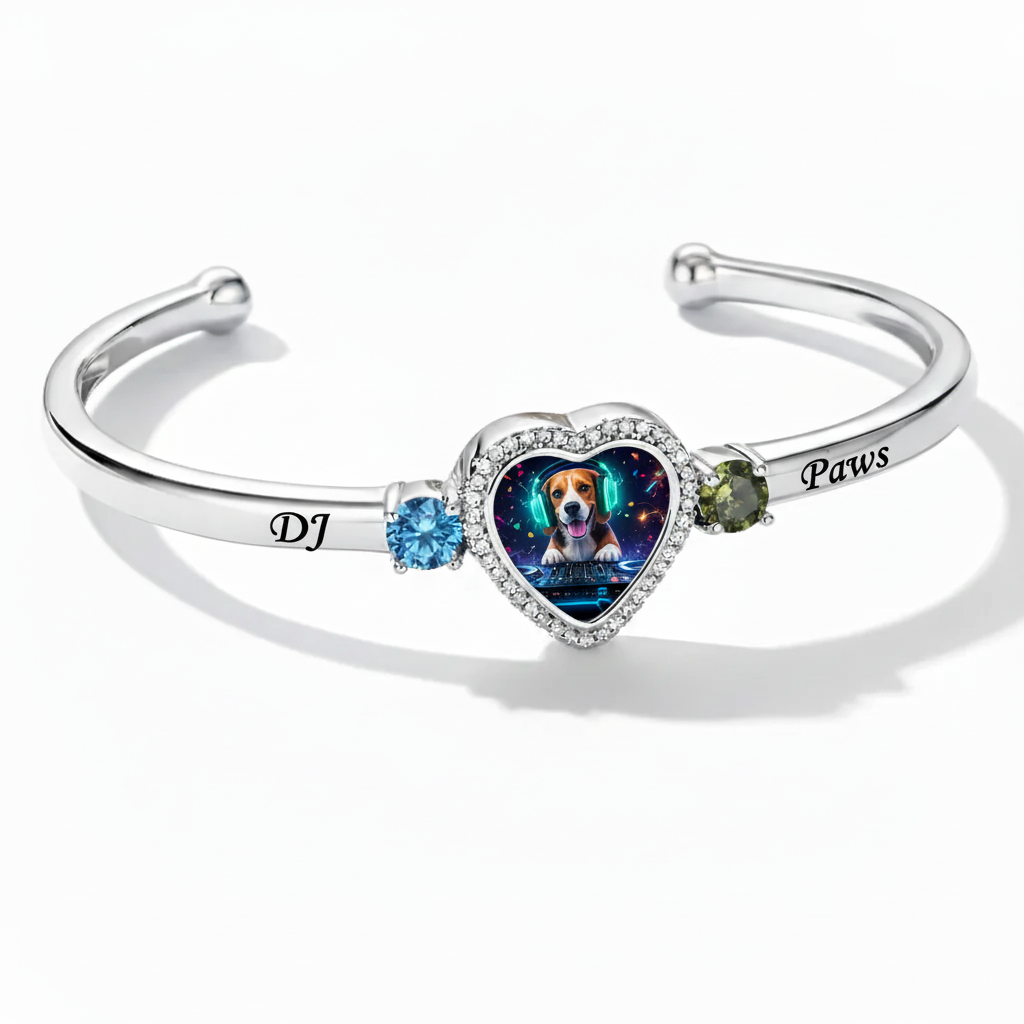 Delicate Heart Locket Bangle — Adjustable Fit, Timeless Sparkle B4002