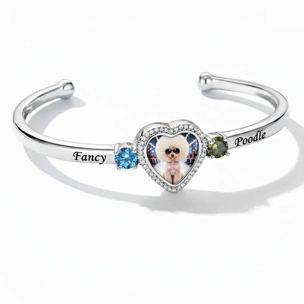 Delicate Heart Locket Bangle — Adjustable Fit, Timeless Sparkle B4001