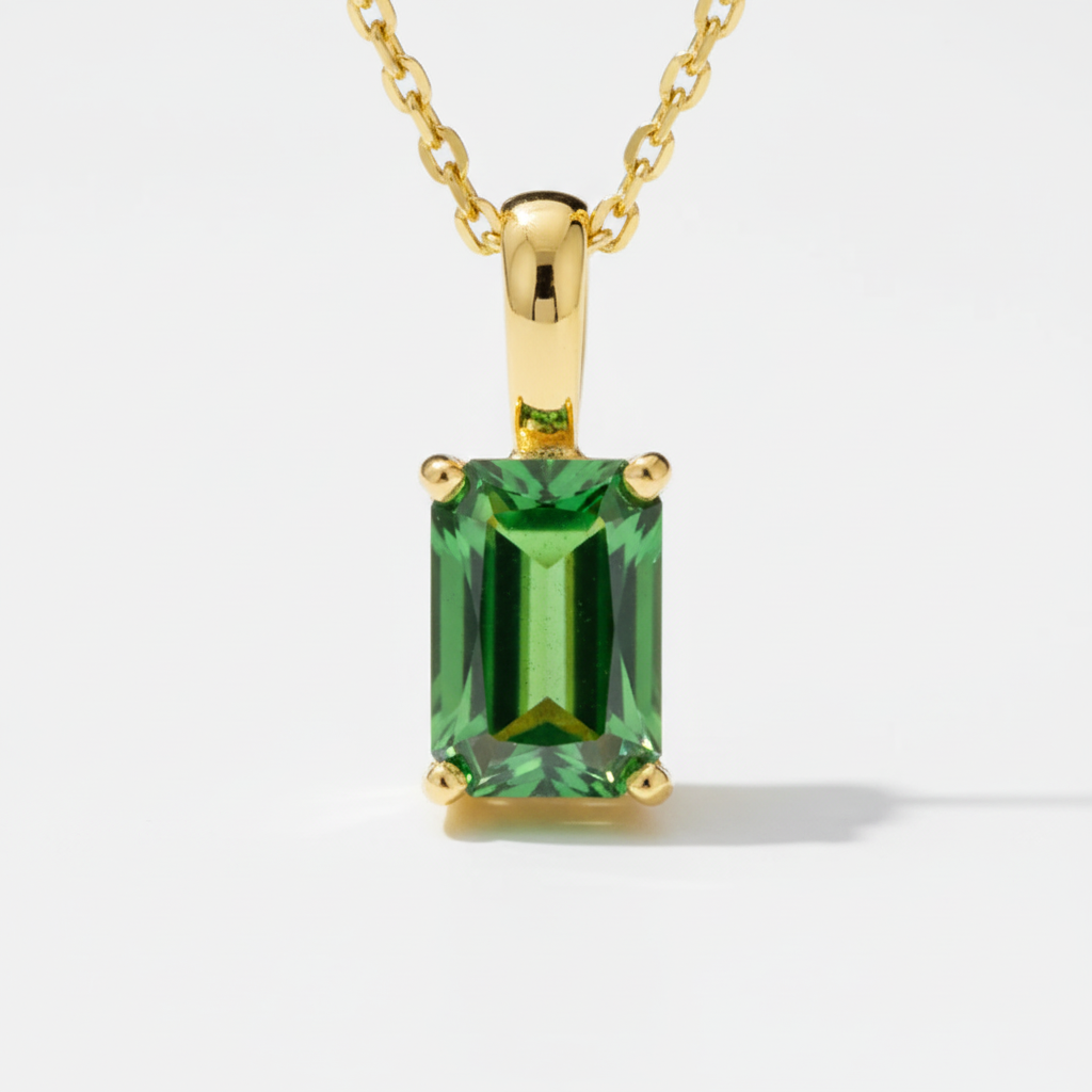 Green crystal pendant detail macro